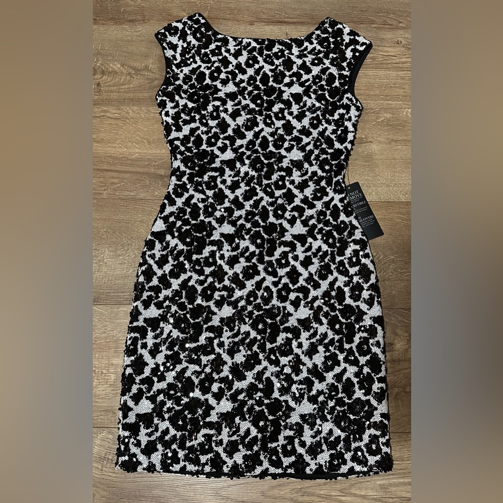 GUESS Sequin Dress (Jet Black Multi) – NWT Size 6 - Picture 2 of 12